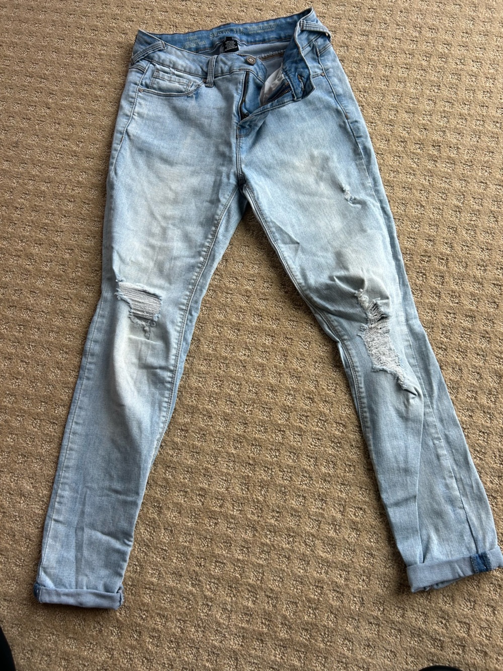 Light Wash Distressed Women's Jeans